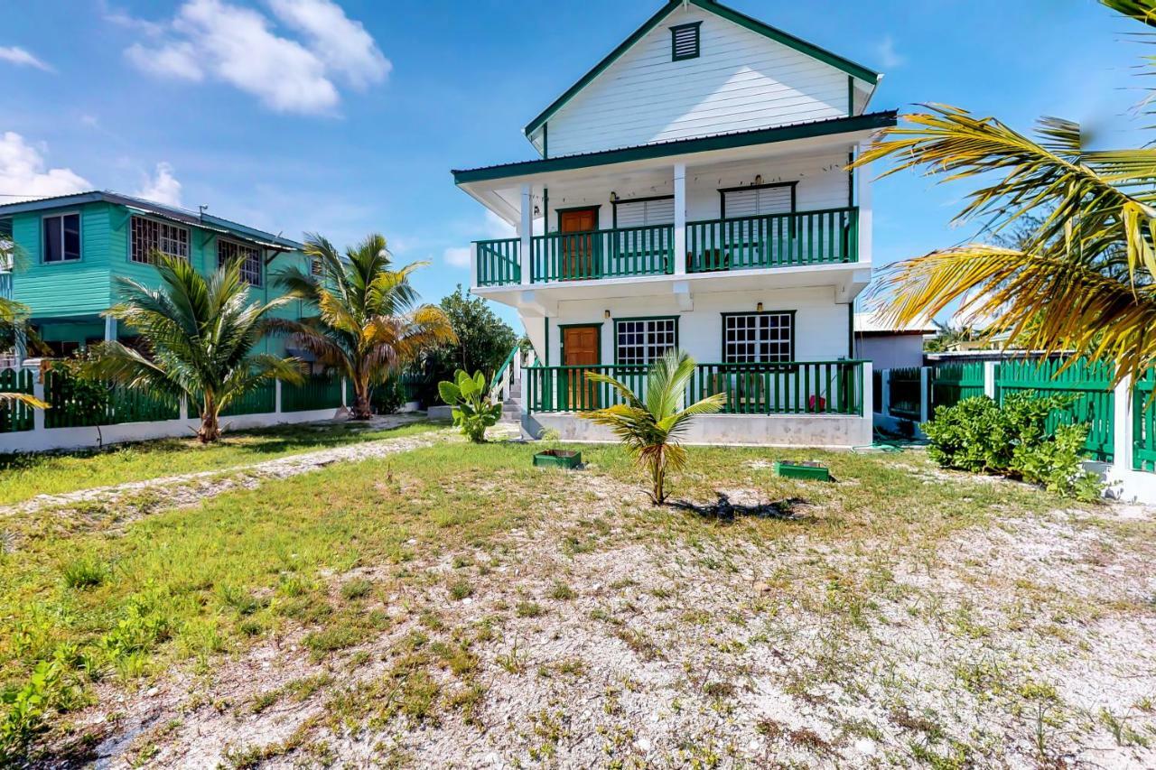 Roughrider Inn Caye Caulker Ngoại thất bức ảnh