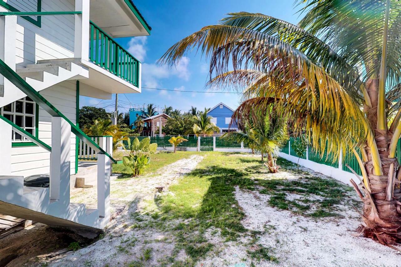 Roughrider Inn Caye Caulker Ngoại thất bức ảnh